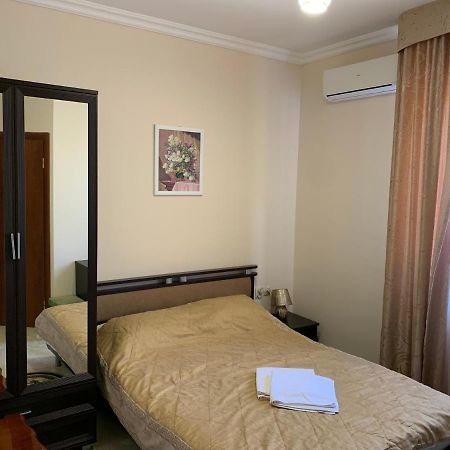 Guest House Aphyn Leto Гагра Екстериор снимка